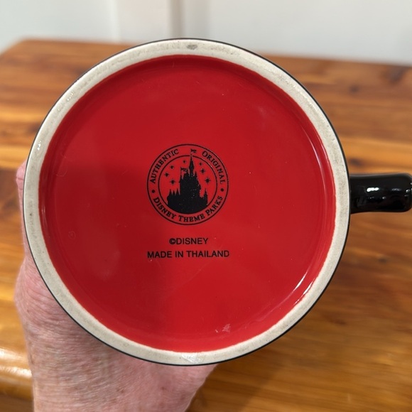 Disney Parks Pirates Of The Caribbean Red Skull 3D Raised Mug - Picture 5 of 5